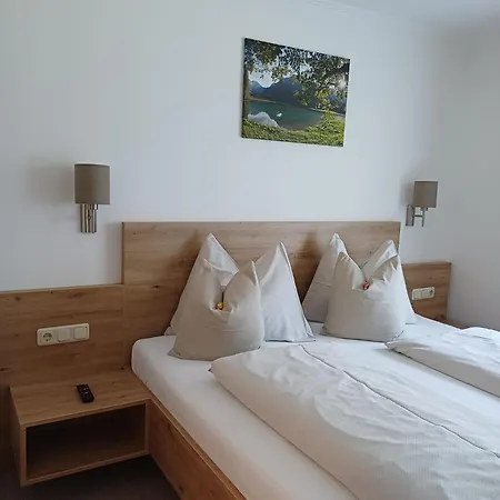 Haus Viehhauser 아파트 *